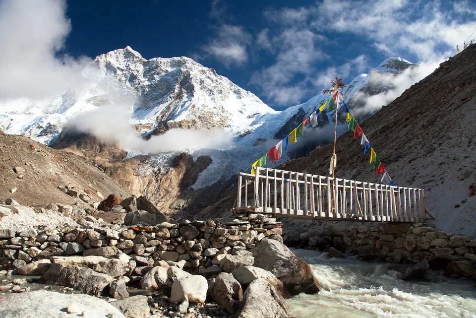 Trekking Makalu Base Camp